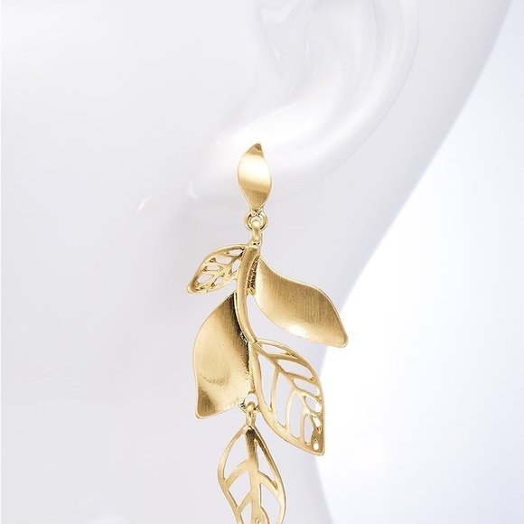 Floral Vine Silvertone Satin Design Drop Earrings - Picture 4 of 5